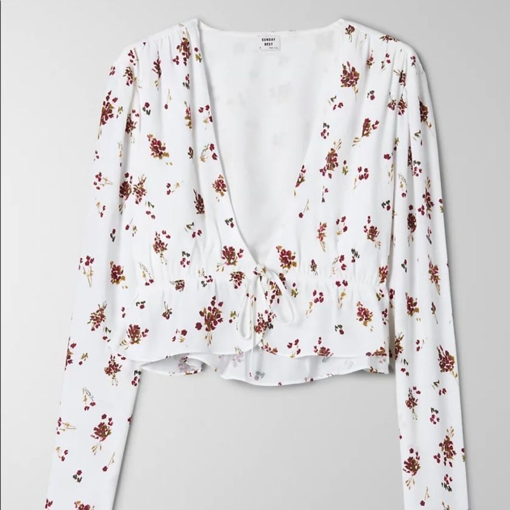 Aritzia Sunday Best New Cropped Tie Front Blouse Floral - Picture 3 of 16